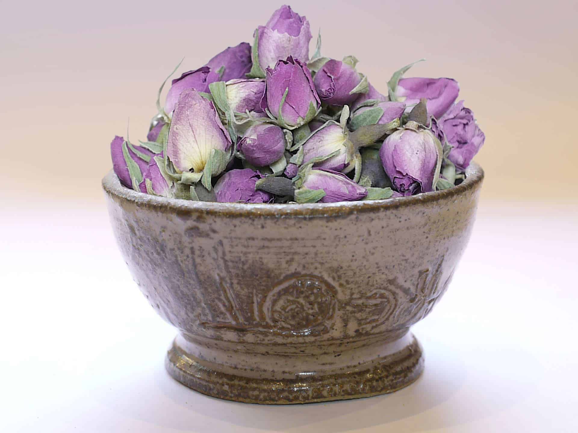 Iranian Dried Rosebuds